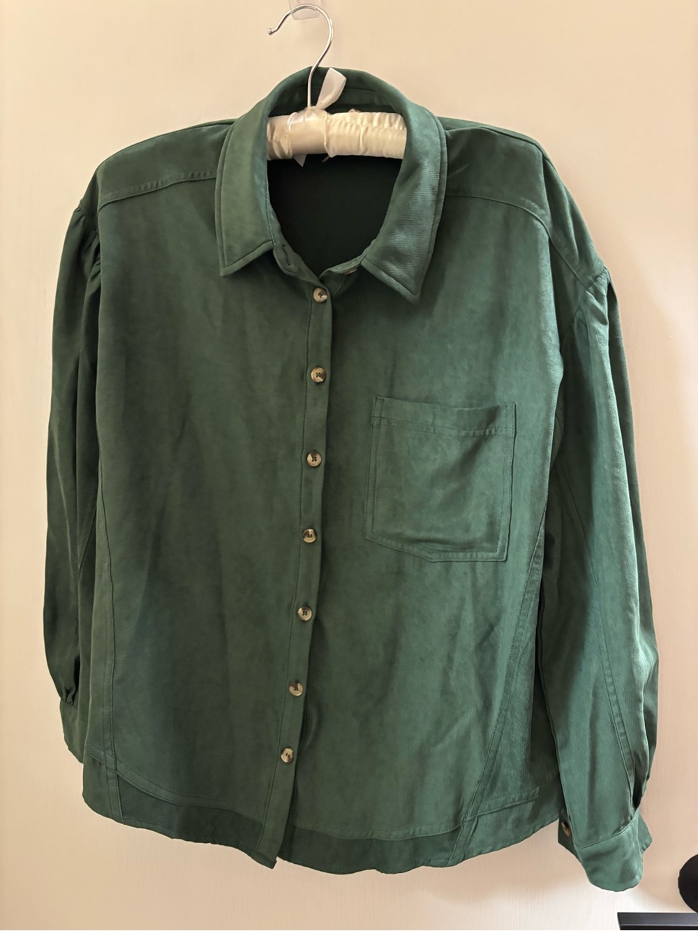 GeeGee Green Button-Up Shirt. Jodifl. Small.